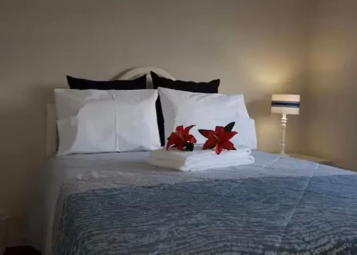 Gloria's House * Lagoa (Azores)